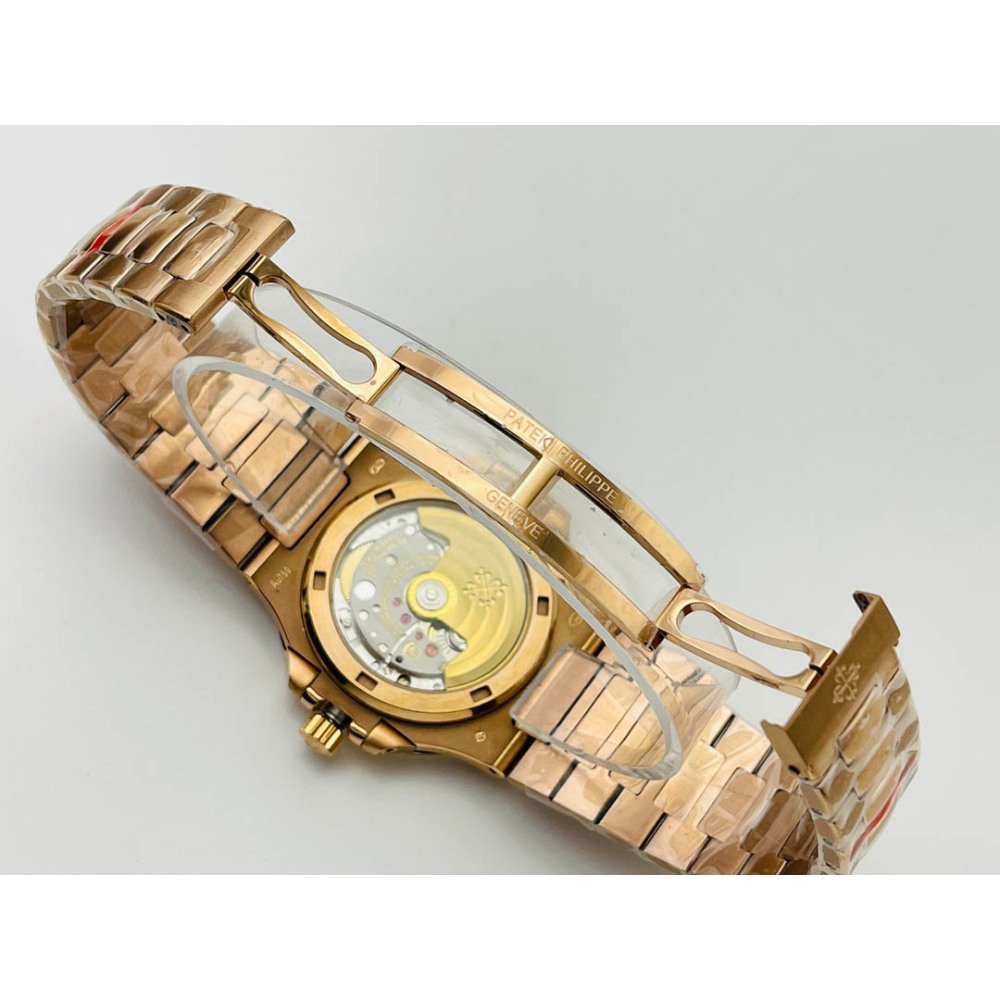 Patek Philippe Nautilus 5711R 18K Rose Gold Swiss Movement