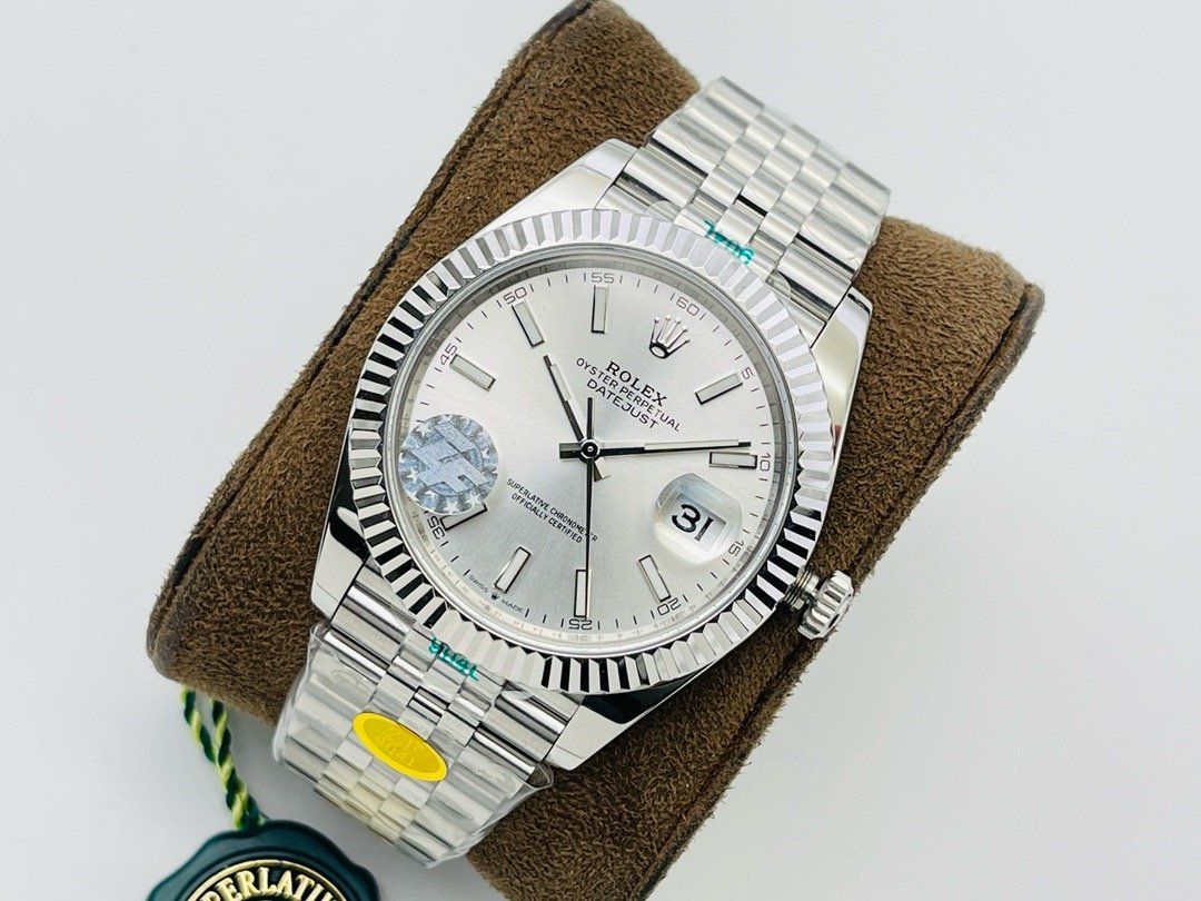 Rolex Day-Date 40mm 3255 white or blue