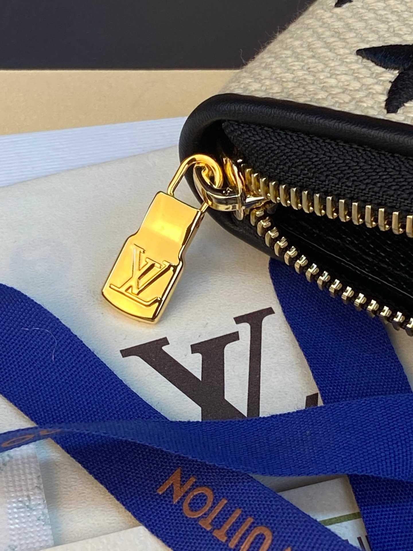 LV Zippy zipper wallet clutch 19.5x10.5x2.5cm