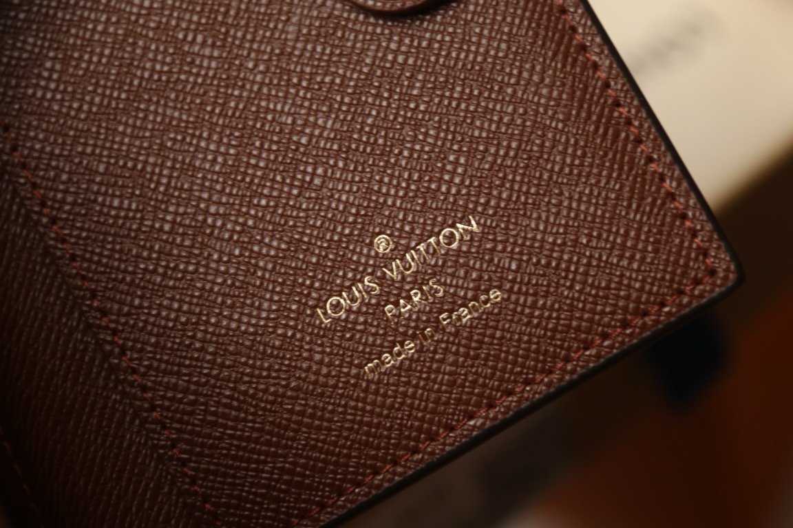 LV portefeuil lisa Card Holder