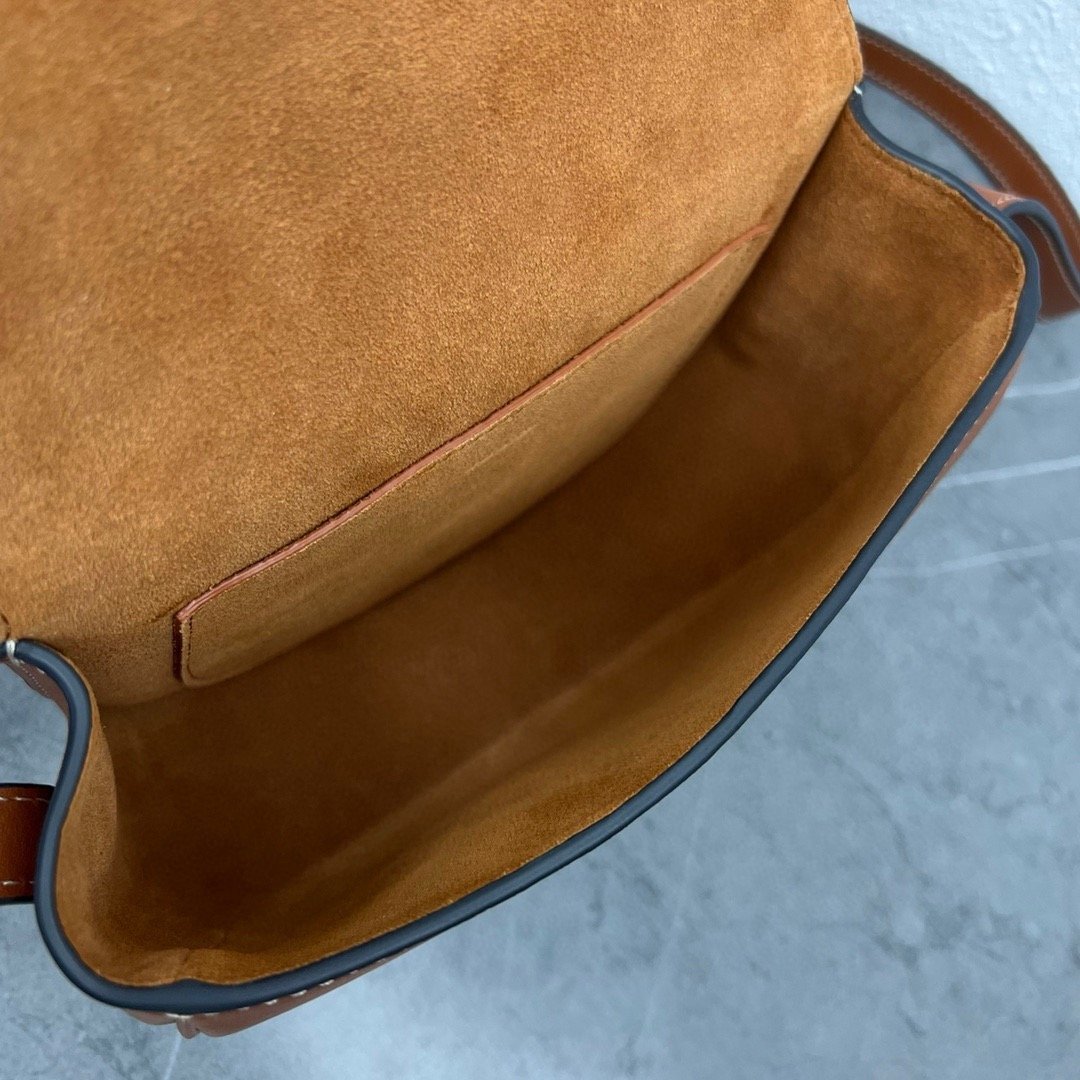 2024 Spring/Summer FOLCO Saddle Bag