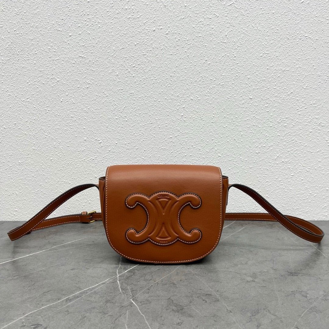 2024 Spring/Summer FOLCO Saddle Bag