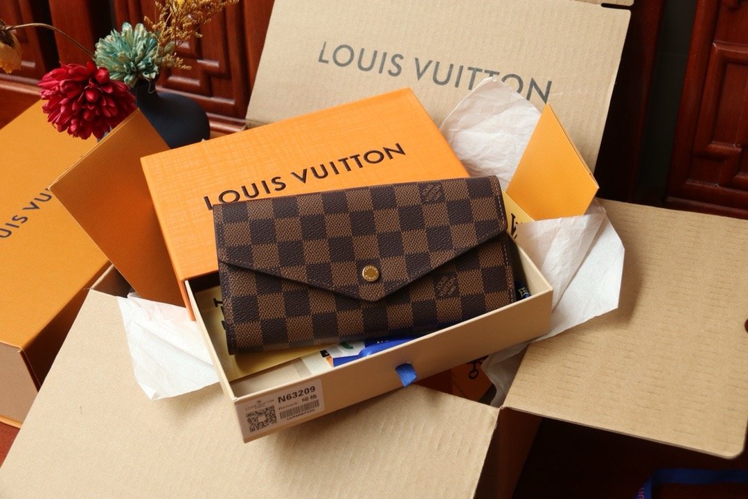 LV sarah flap long wallet