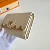 LV portefeuille capsine compact wallet wallet card holder
