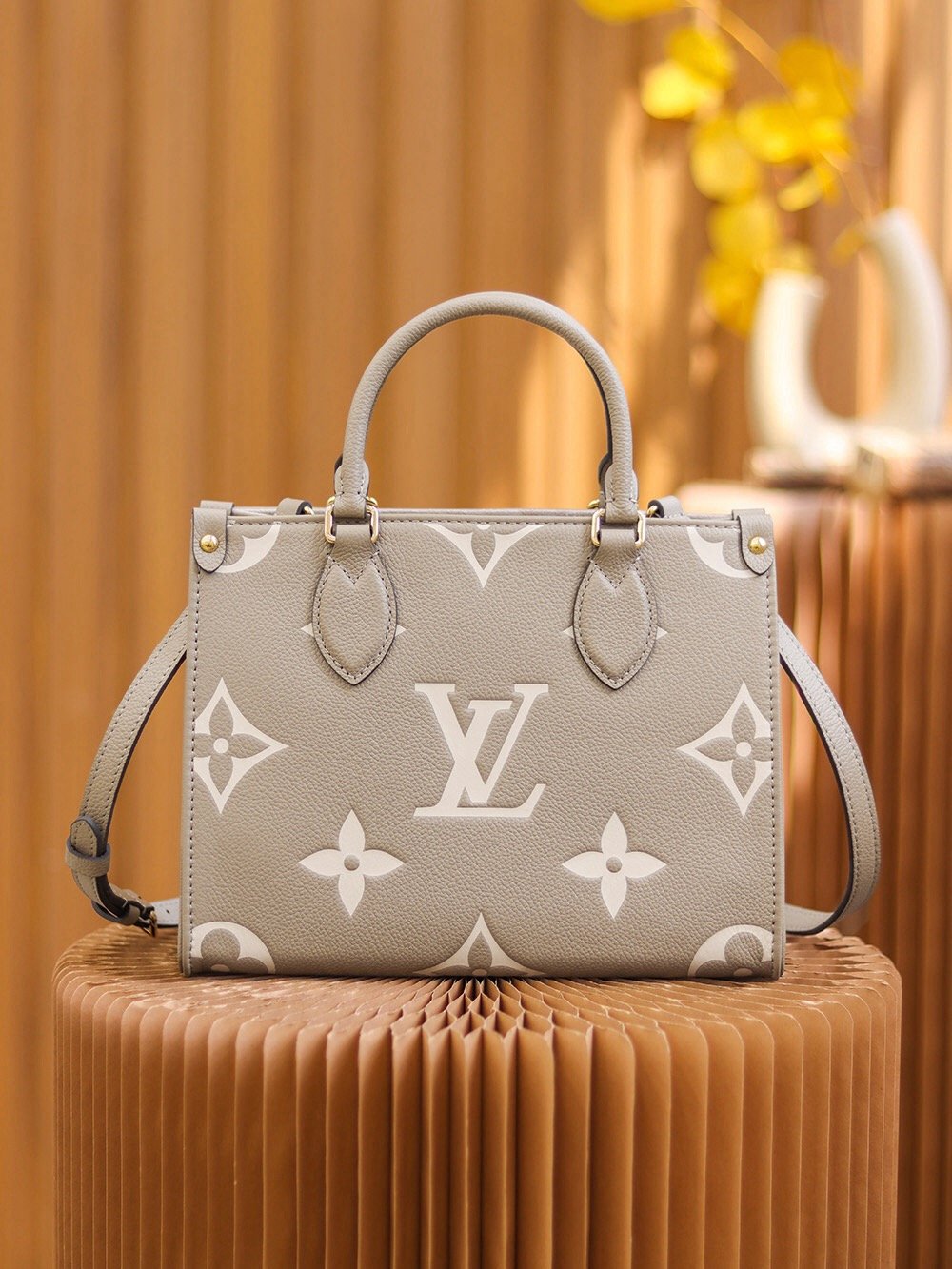 Louis Vuitton ONTHEGO small size m45659 25*19*11.5cm
