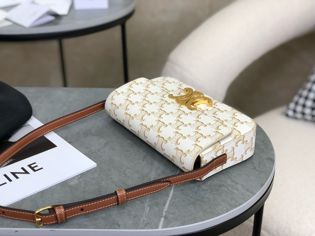 𝗖𝗘𝗟𝗜𝗡𝗘 | Arc de Triomphe underarm White 𝟮𝟬*𝟭𝟬*𝟰𝒄𝒎bag