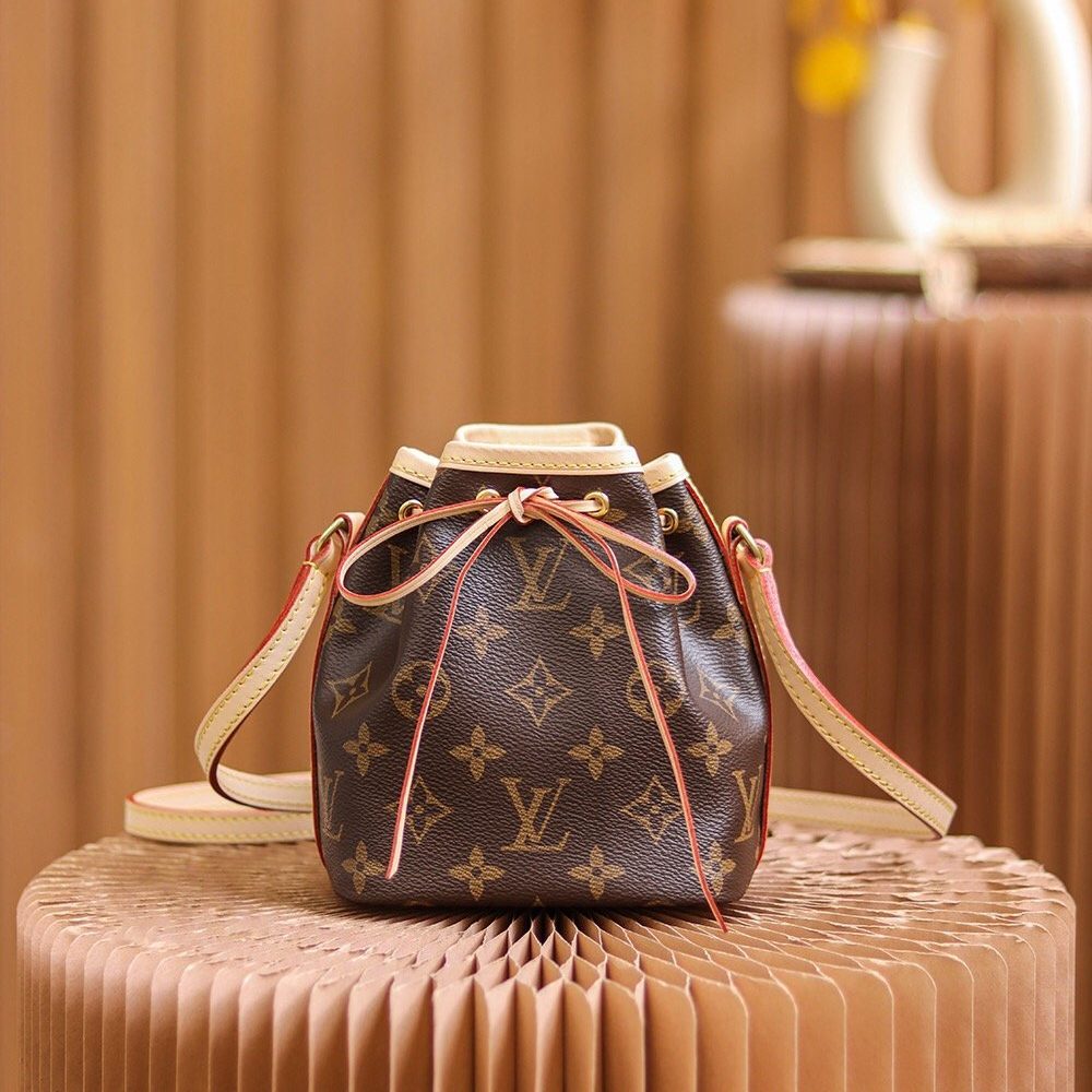 Louis Vuitton NANO m41346 13*16*10cm