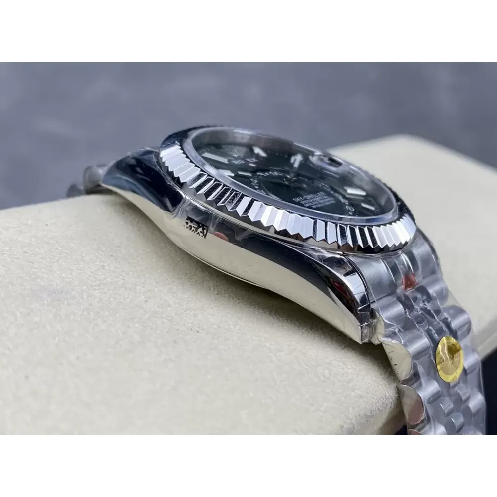 Rolex Sky-Dweller 336934 Navigator Series Green Dial Steel Swiss 2824 Movement