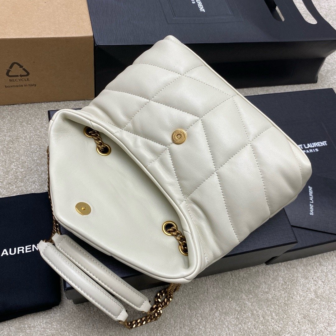 𝙇𝙤𝙪𝙇𝙤𝙪 𝙥𝙪𝙛𝙛𝙚𝙧～LOULOU PUFFER New Mini Double Chain Quilted Lambskin Bag Milk White Lambskin/Antique Gold 759337