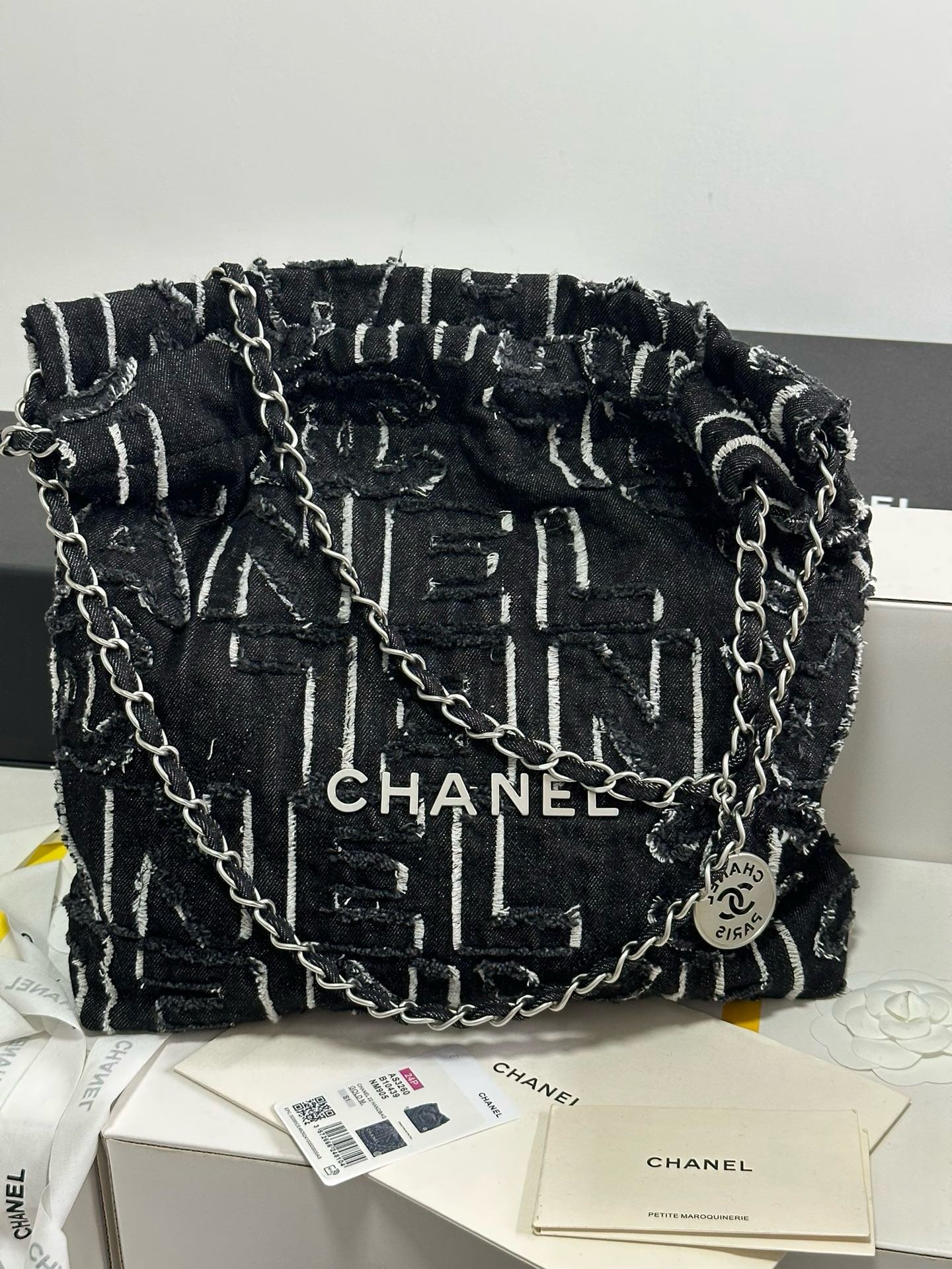 Chanel 24A 22Bag medium denim garbage bag AS3261W1080