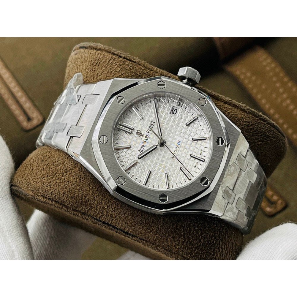 Audemars Piguet watch Diameter: 37*9.8MM