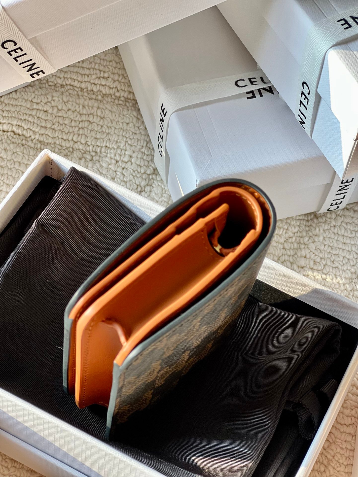 Triomphe compact wallet in shiny calfskin brown monogram