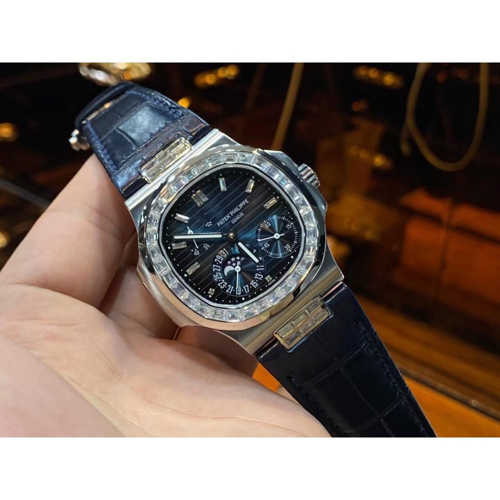 PATEK PHILIPPE Nautilus 5724G-001 SS GRF 1:1 Best Edition Blue Dial on Blue Leather Strap A240