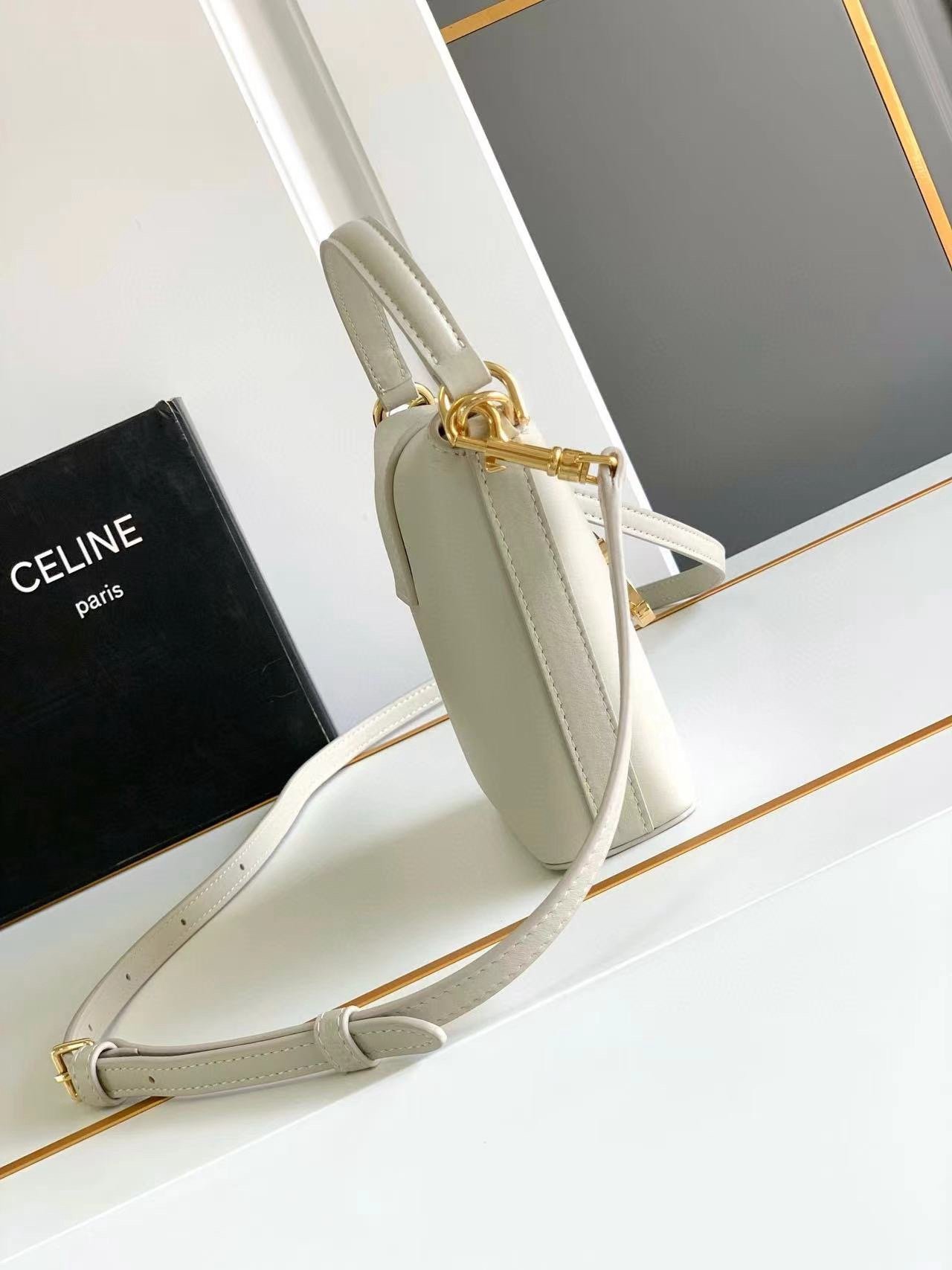 Celine TRIOMPHE Mini Cowhide Bucket Bag 12.5x5x14cm