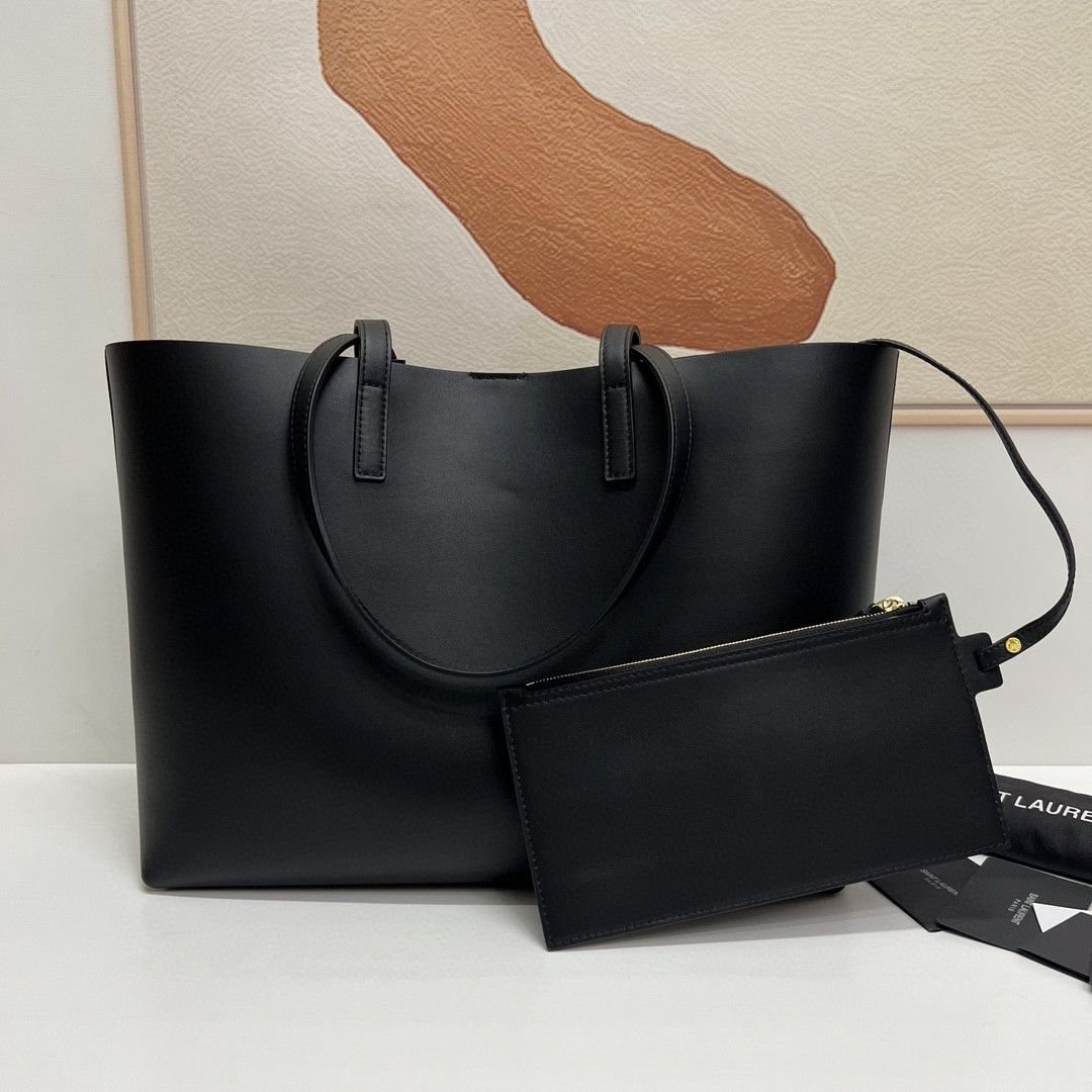 SHOPPING SAINT LAURENT Leather Handbag