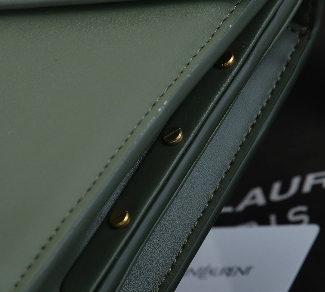 YSL CASSANDRA P420