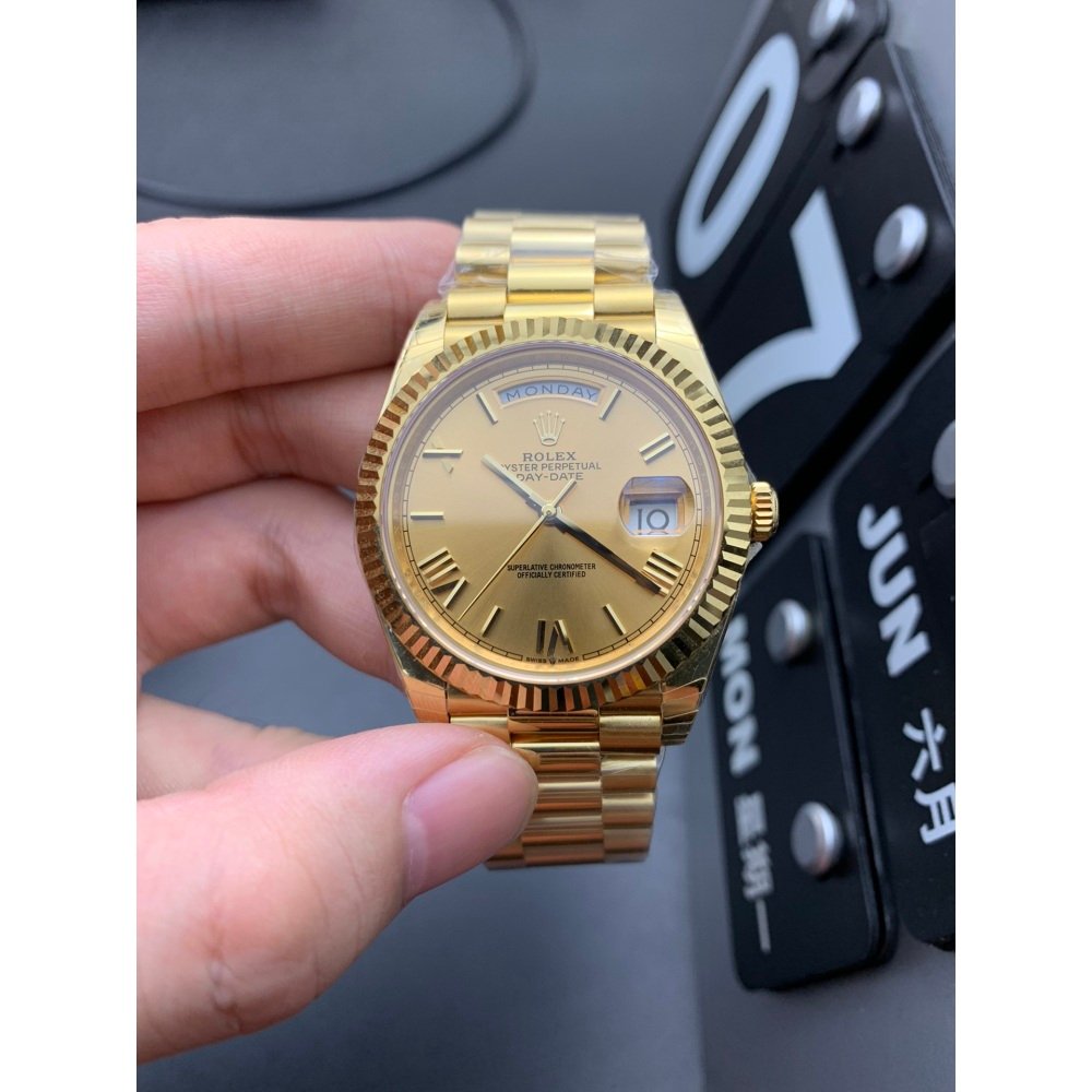 Rolex Day-Date 228238 40mm Yellow Gold Champagne Roman Dial President Swiss Clone Movement