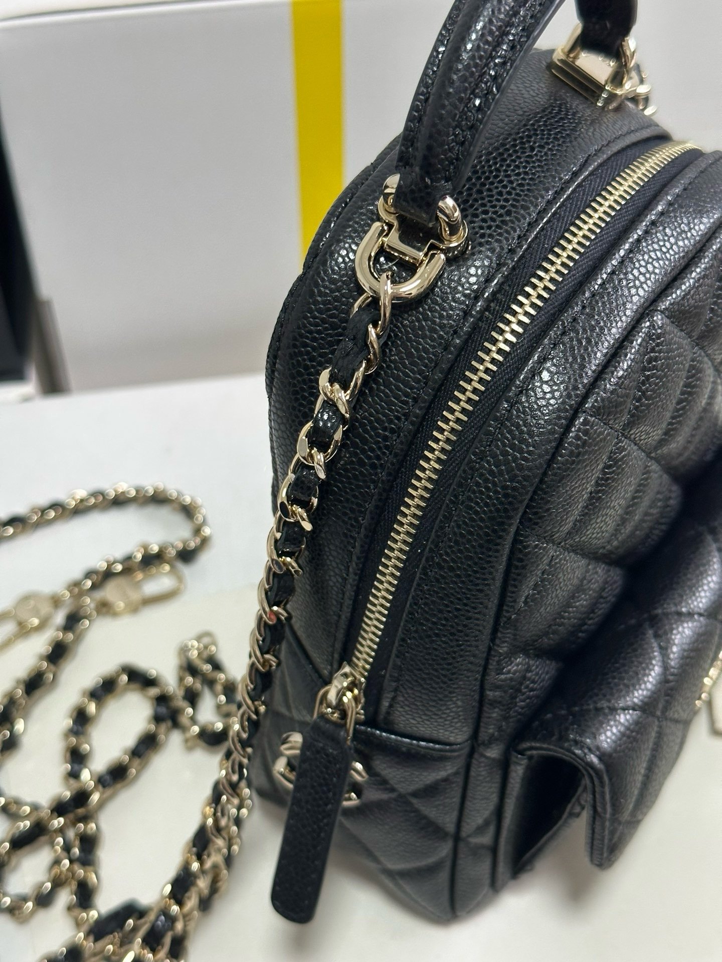 Multifunctional 𝗠𝗶𝗻𝗶 Backpack black AS3753W980