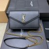 LE CASSANDRE Smooth leather envelope and chain wallet Black lambskin/gold 743050
