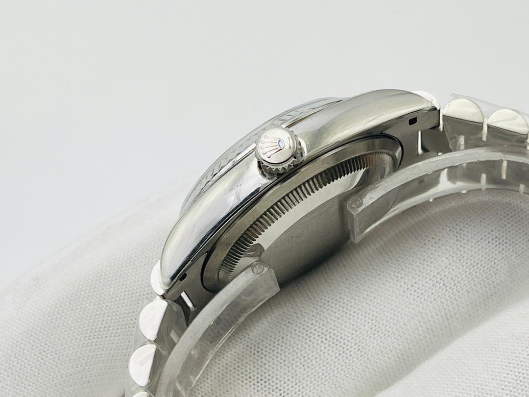 Rolex Day-Date 40mm 3255 white or blue