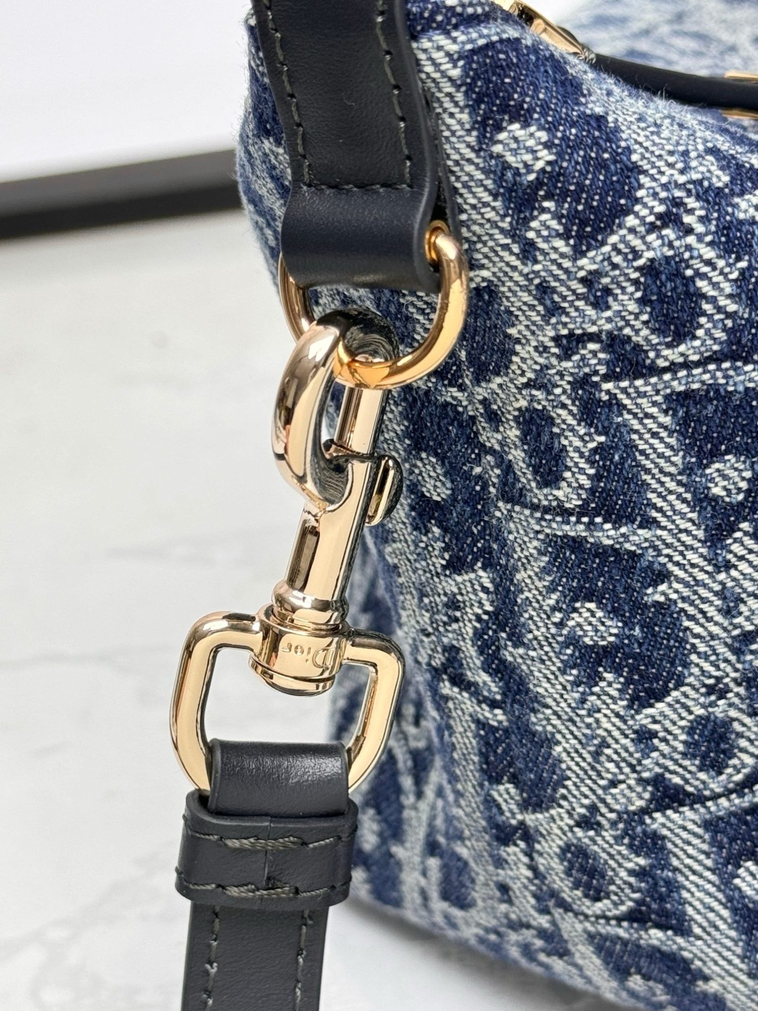 DiorTravel Nomad Clutch Lunch Box Bag Extended Strap D6663