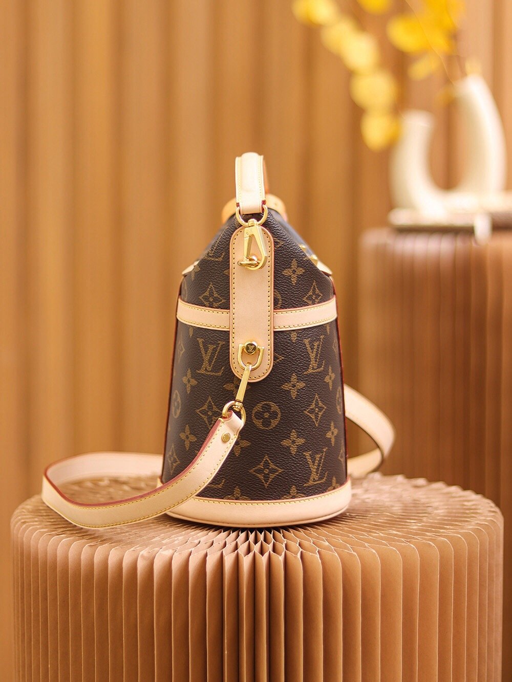 Louis Vuitton duffle 薯条包m43587 22*23*14cm
