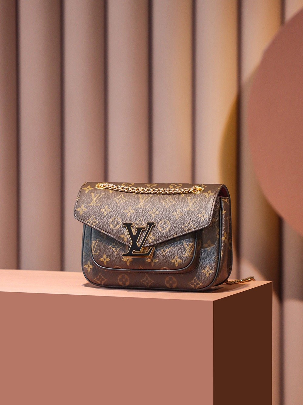 PASSY postman chain bag m45592 23*17*9cm