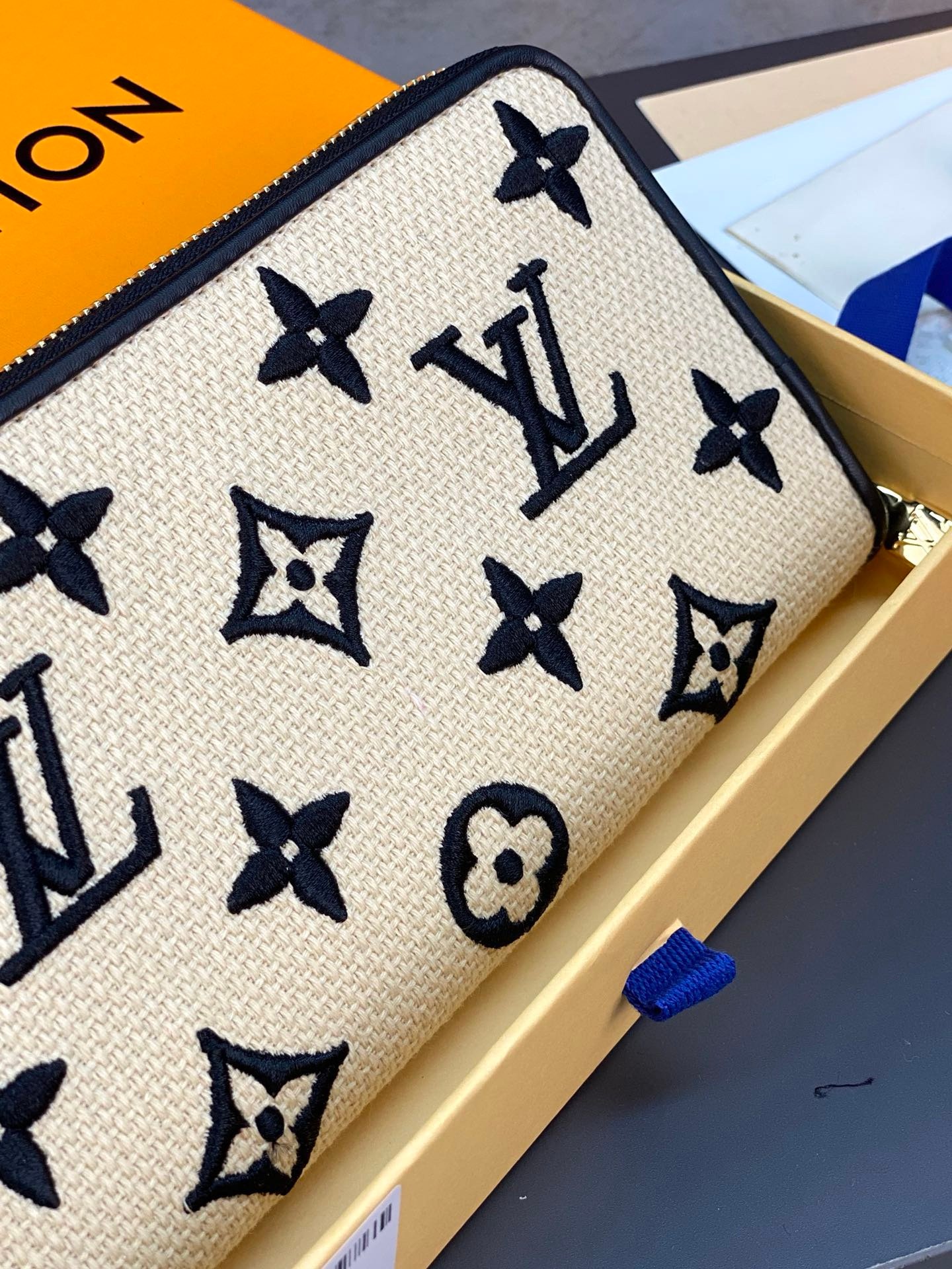 LV Zippy zipper wallet clutch 19.5x10.5x2.5cm