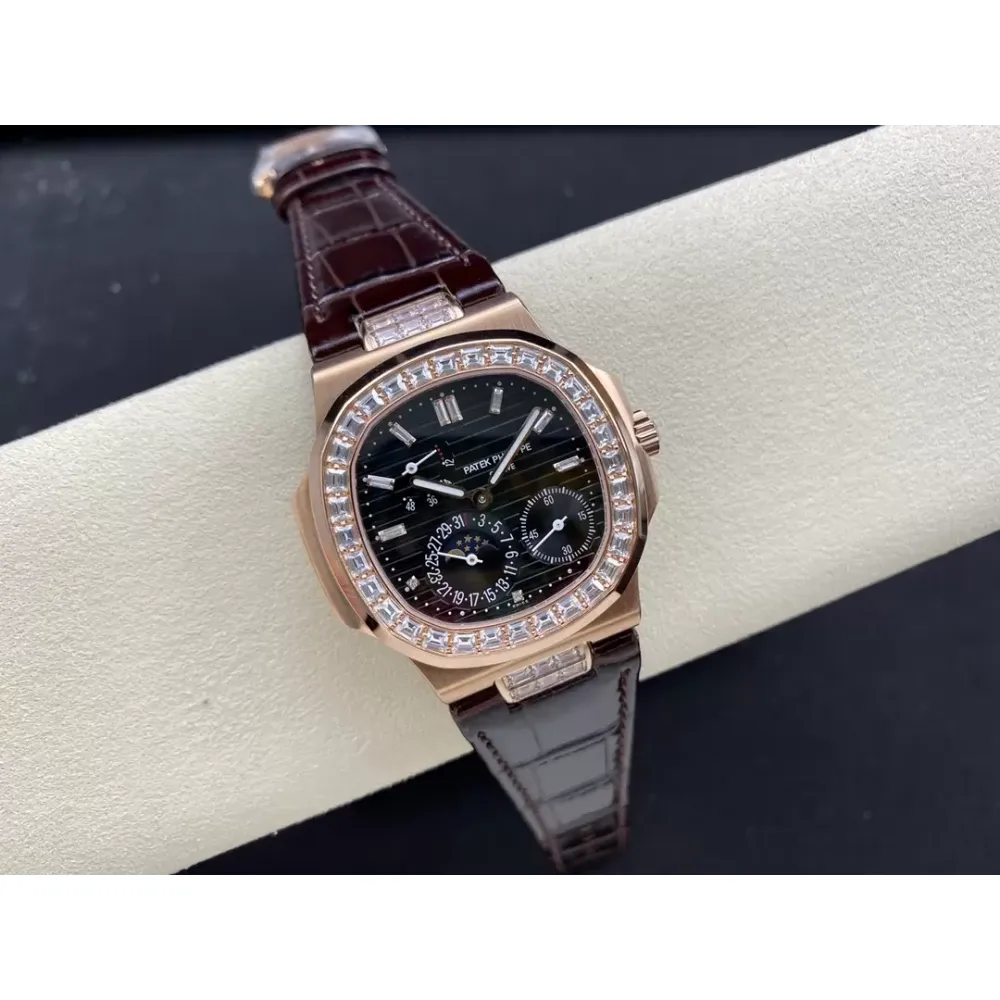 GR Factory PATEK PHILIPPE Patek Philippe Sports Elegant Series 5724 Watch (Nautilus)