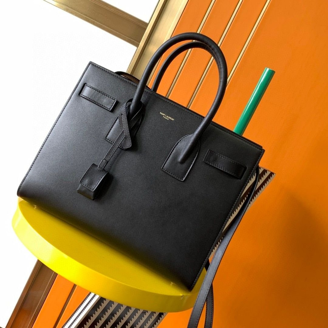SAC DE JOUR Classic Accordion Bag