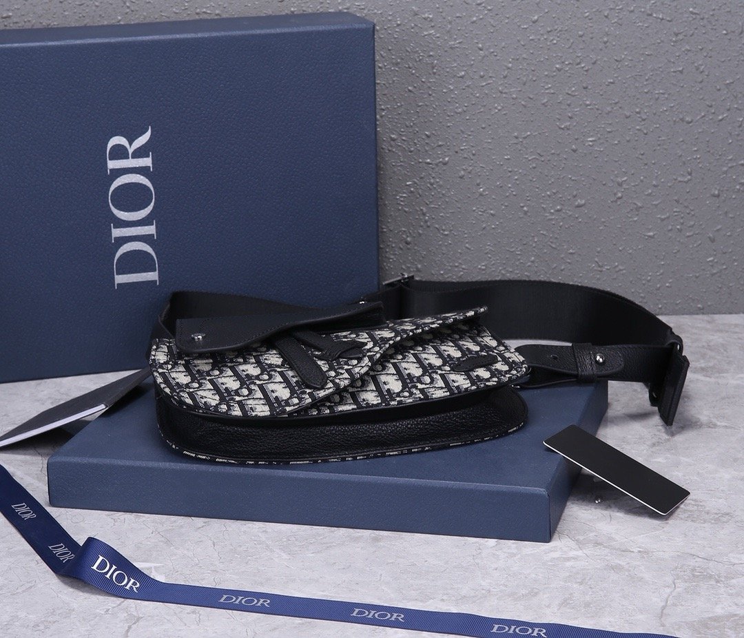 Dior Dior Men SADDLE crossbody bag 1ADPO095 for men