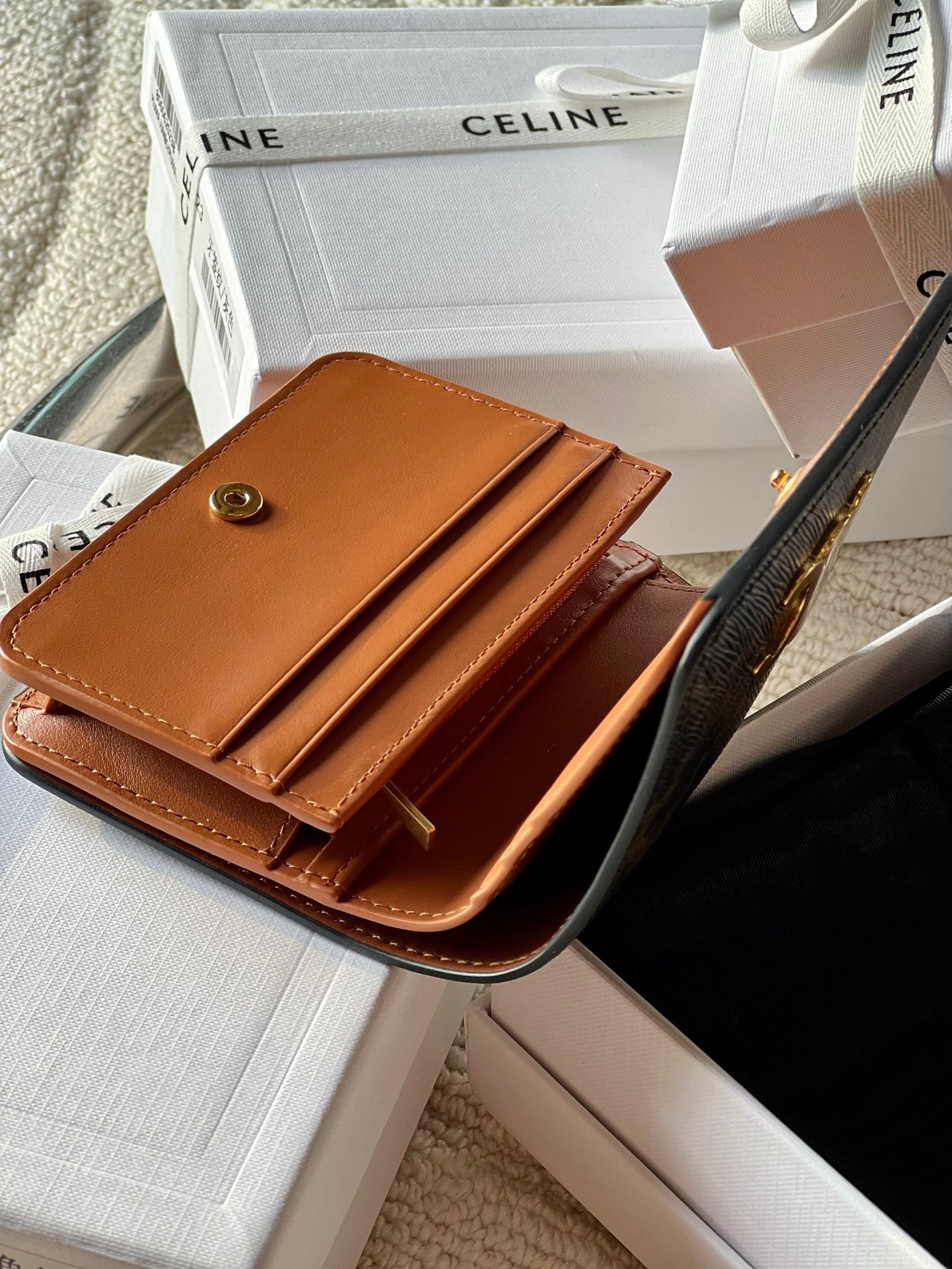 Triomphe compact wallet in shiny calfskin brown monogram