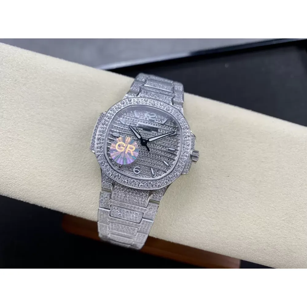 GR PP Patek Philippe AQUANAUT series 7118/1450G-001 watch