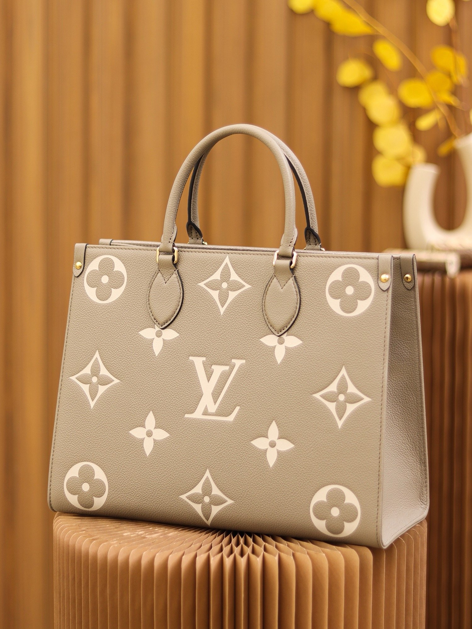 Louis Vuitton ONTHEGO Medium Original Leather Pure Steel Hardware m45494