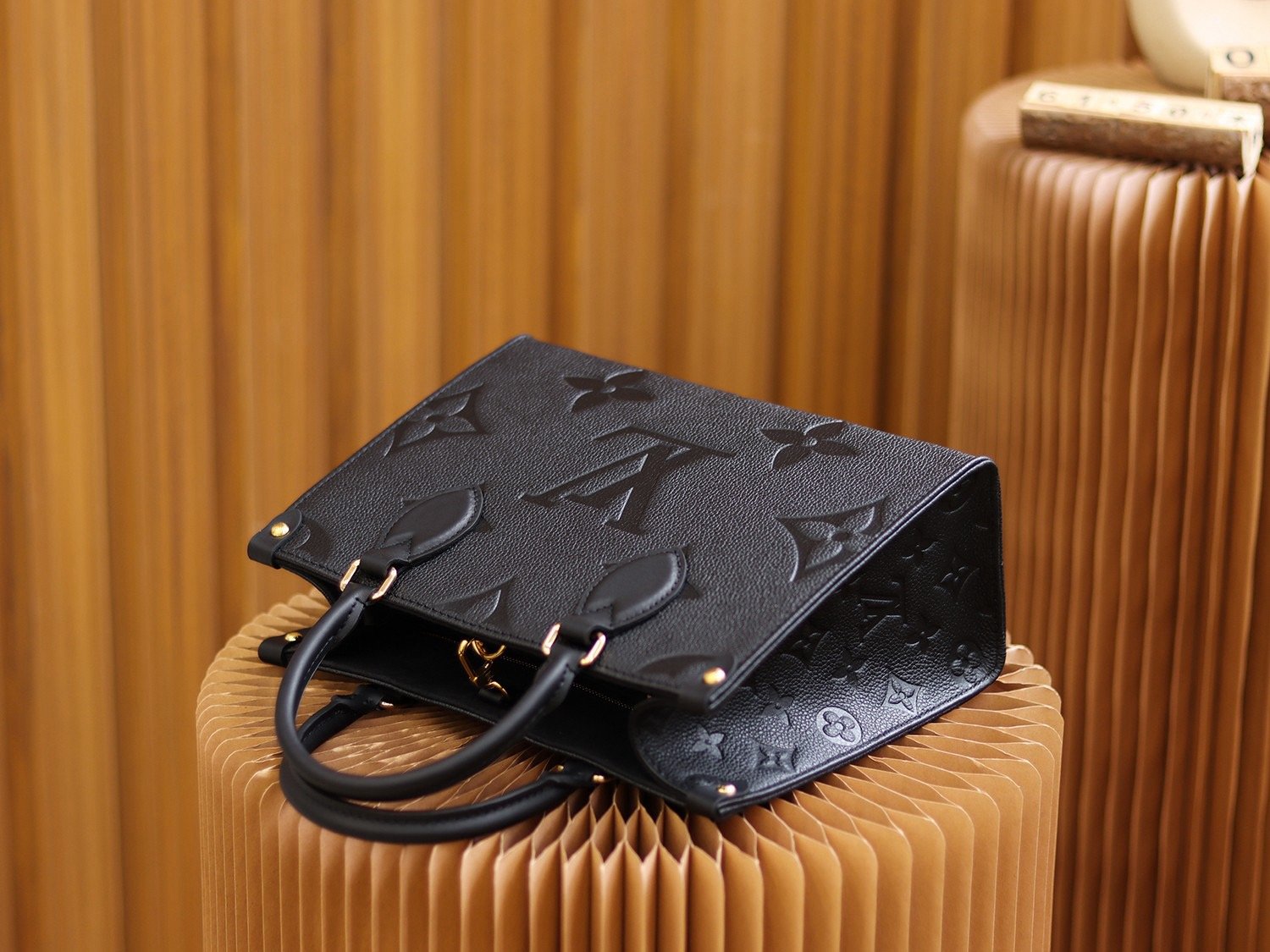 Louis Vuitton ONTHEGO Small size m45653 25*19*11.5cm