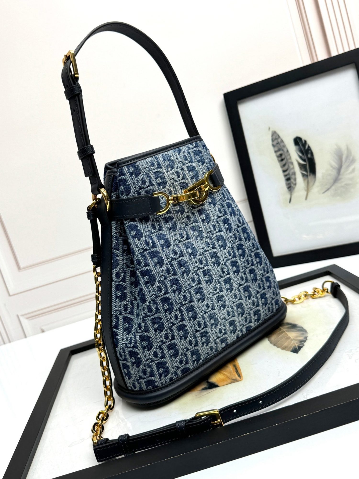 𝐃𝐢𝐨𝐫 Medium 𝐂'𝐞𝐬𝐭 𝐃𝐢𝐨𝐫 Denim D blue cloth M2271