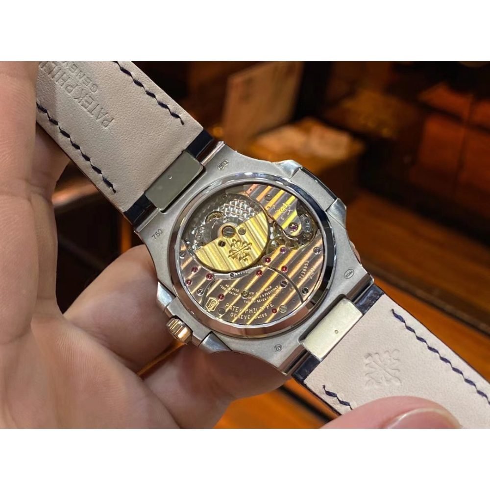 PATEK PHILIPPE Nautilus 5724G-001 SS GRF 1:1 Best Edition Blue Dial on Blue Leather Strap A240