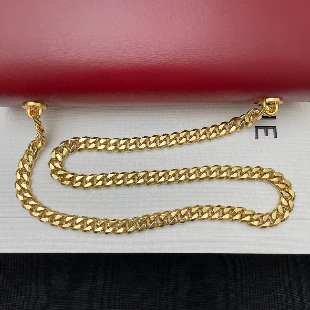 BESACE TRIOMPHE shiny cowhide leather chain bag 24.5*17*4