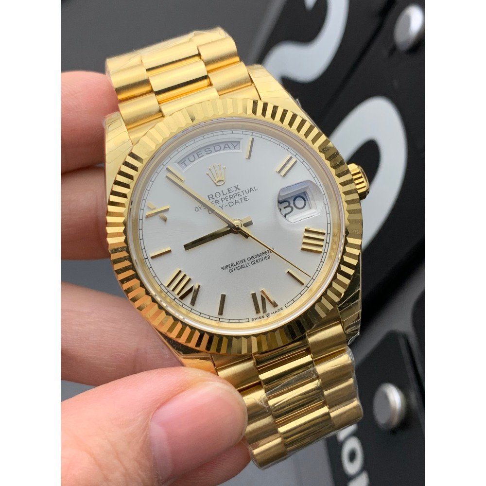 Rolex Day-Date 228238 40mm All Yellow Gold White Roman Dial Super Swiss Clone Movement