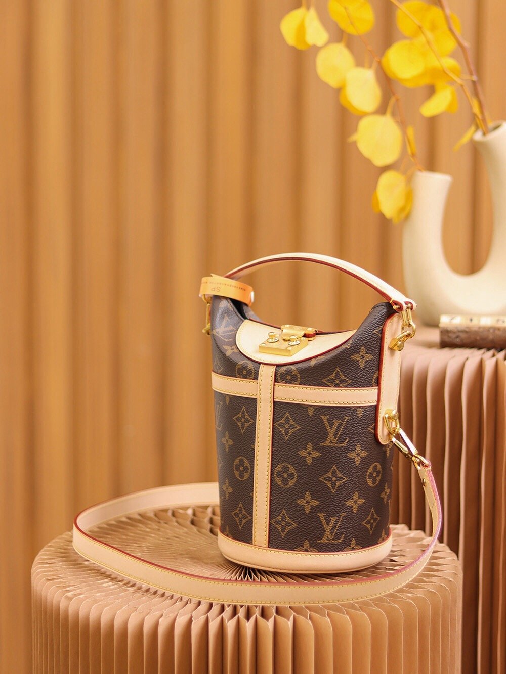 Louis Vuitton duffle 薯条包m43587 22*23*14cm