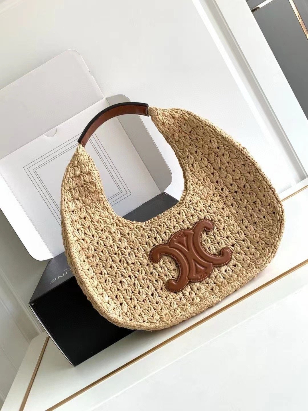 CLASSIC PANIER HOBO bag made of vegetable materials and cow leather