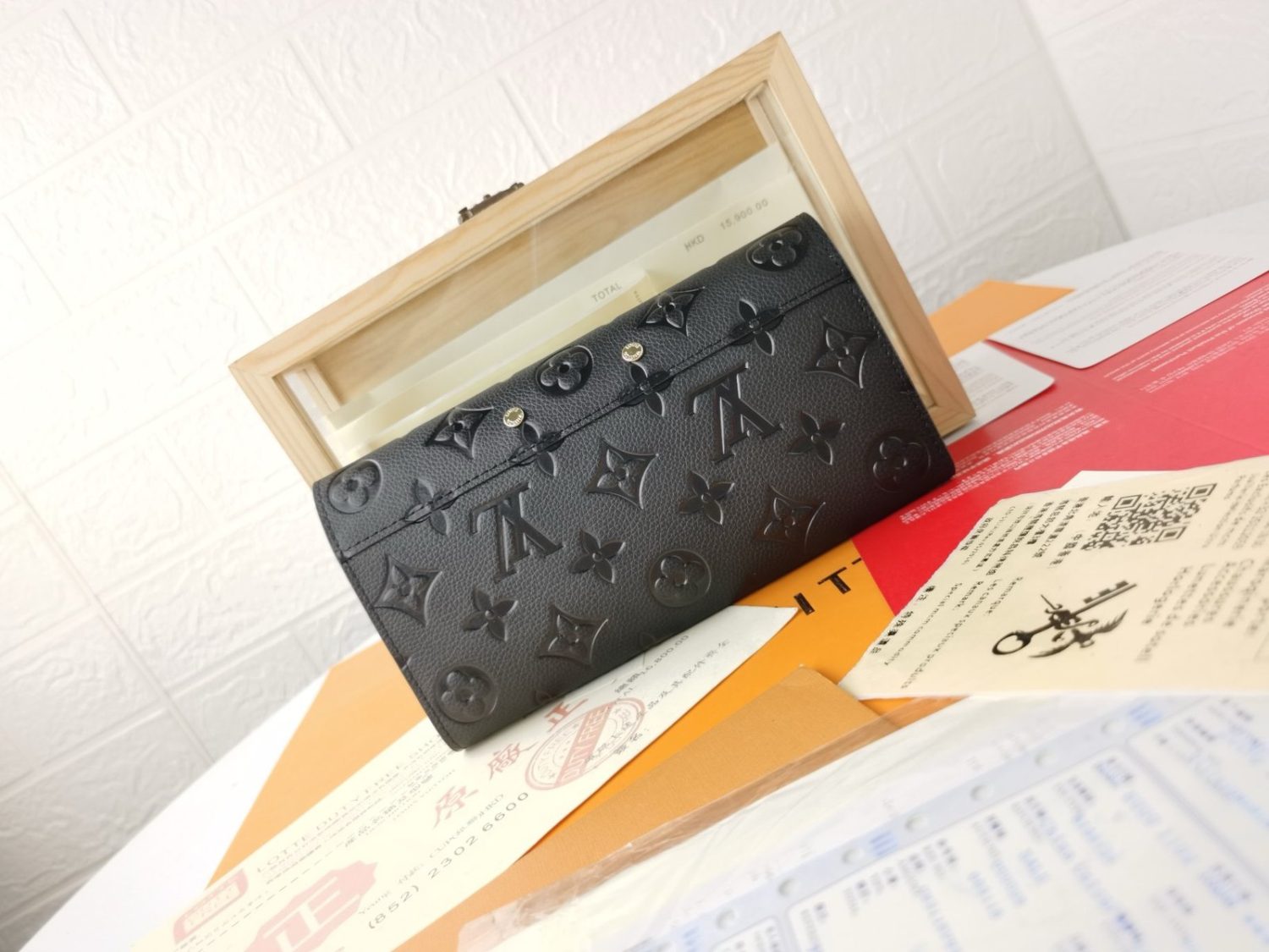 LV Diamond pattern leather embossed pochette metis handbag envelope wallet