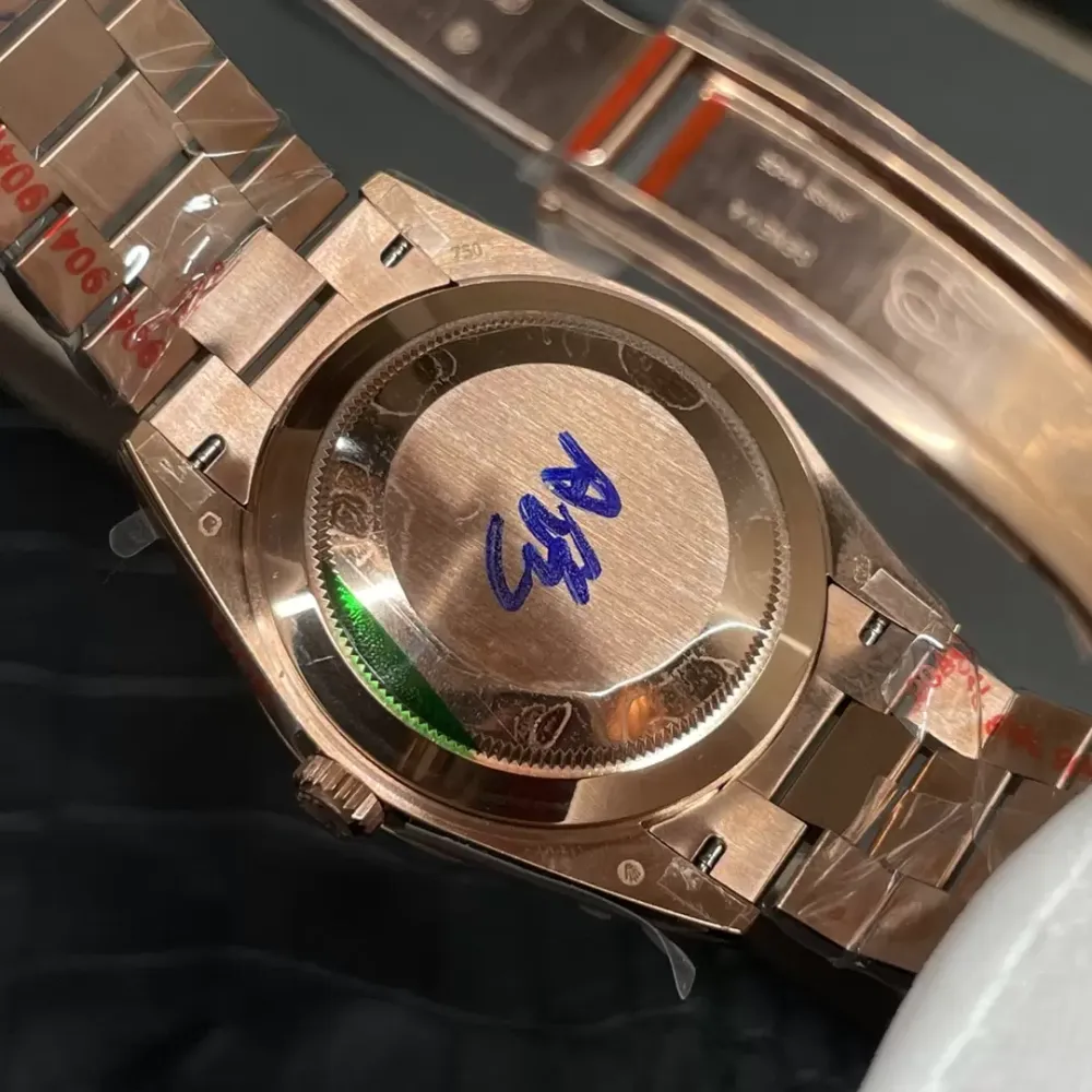 Rolex Day-Date 228235 Rose Gold Green Roman Dial President Bracelet Swiss 3255 Movement