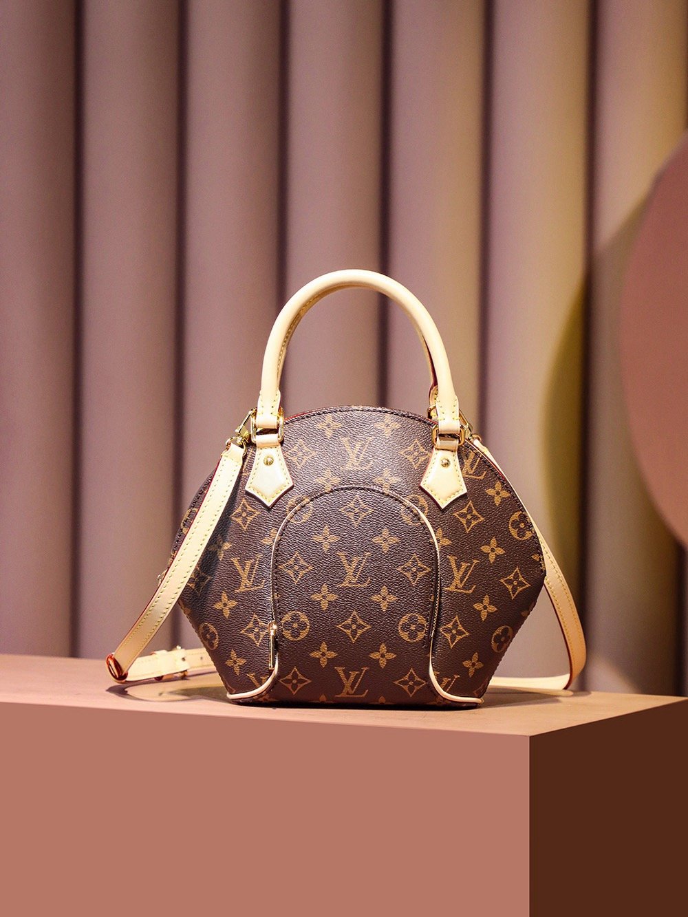 ELLIPSD series m46196 • Size: 28*21*8cm