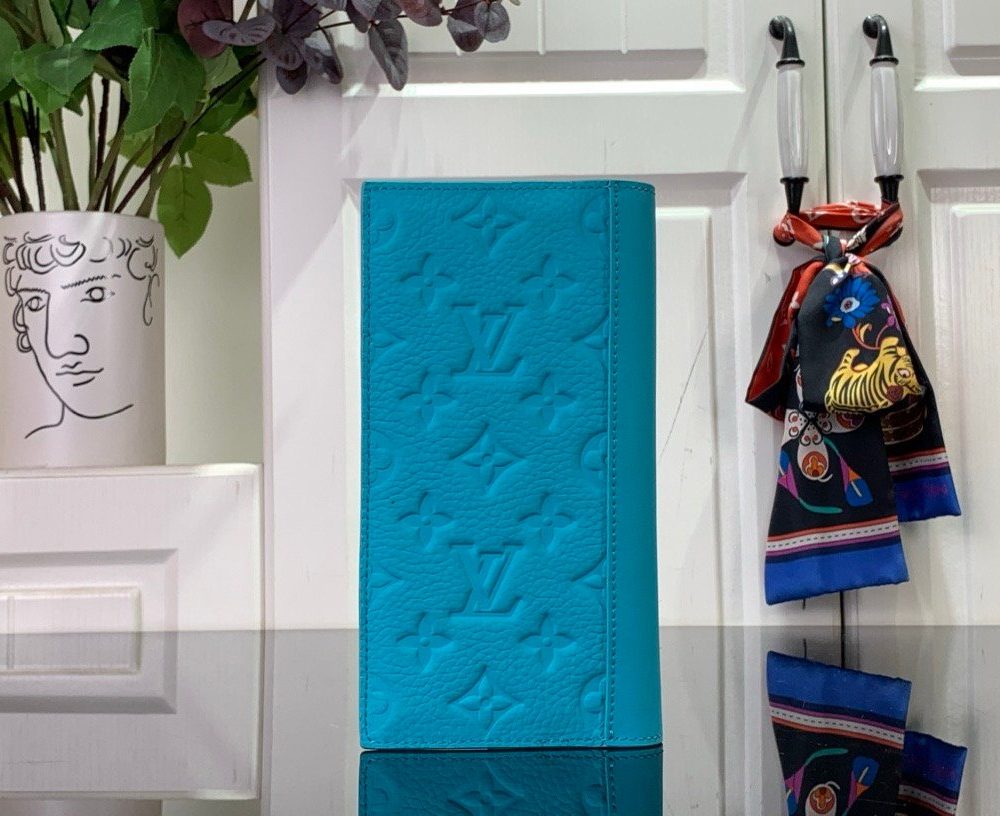 LV [brazza suit clip wallet] light blue (embossed)