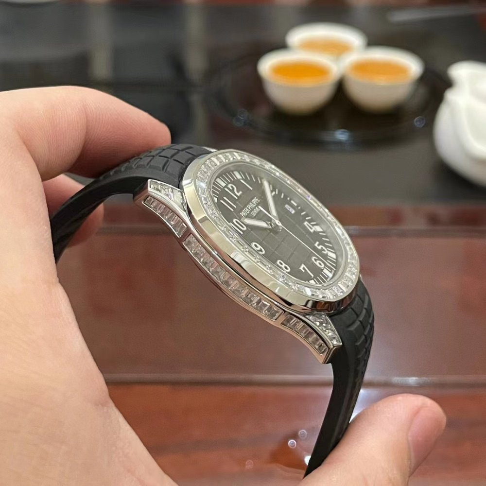 Patek Philippe Aquanaut 5167/300G Aquanaut White Gold Factory Diamonds