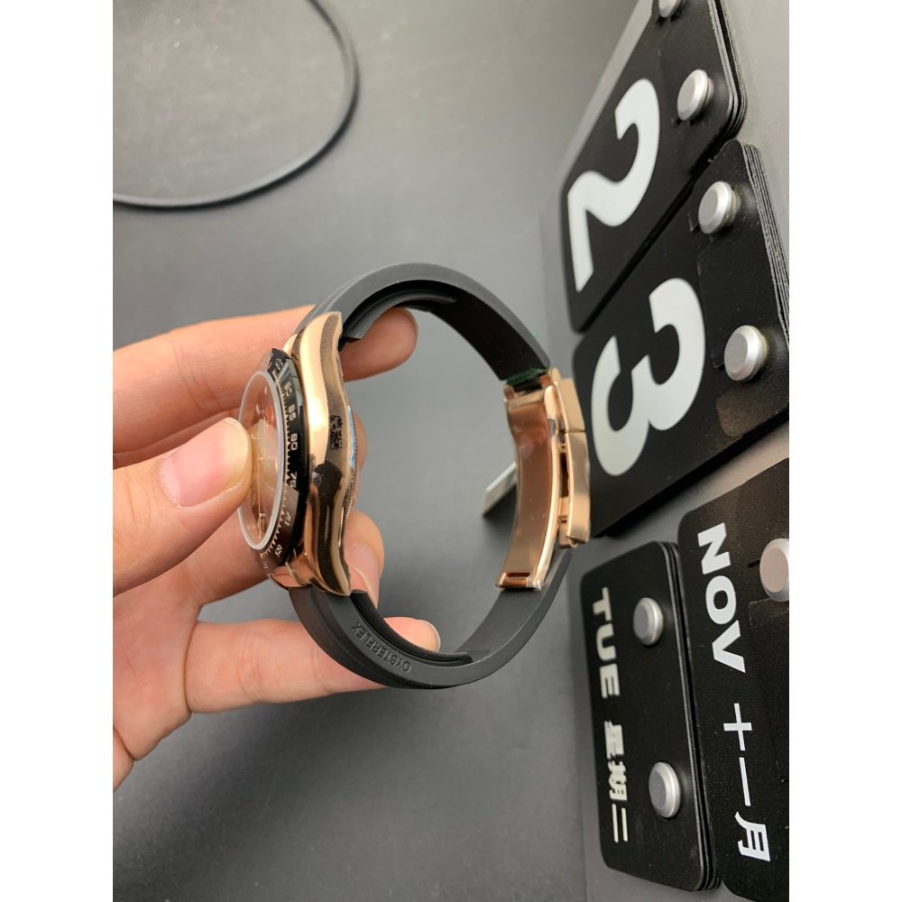 Rolex Daytona 116515LN Rose Gold Black Dial Rubber Strap Swiss 4130 Movement