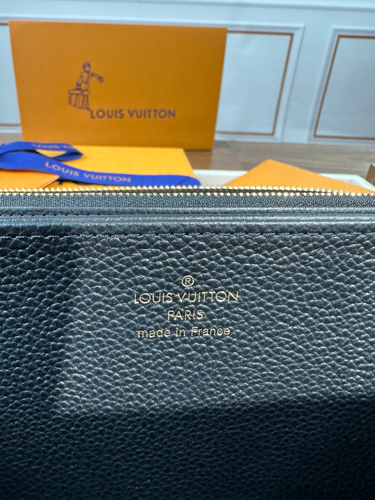 LV classic wallet 19.5x10x2cm