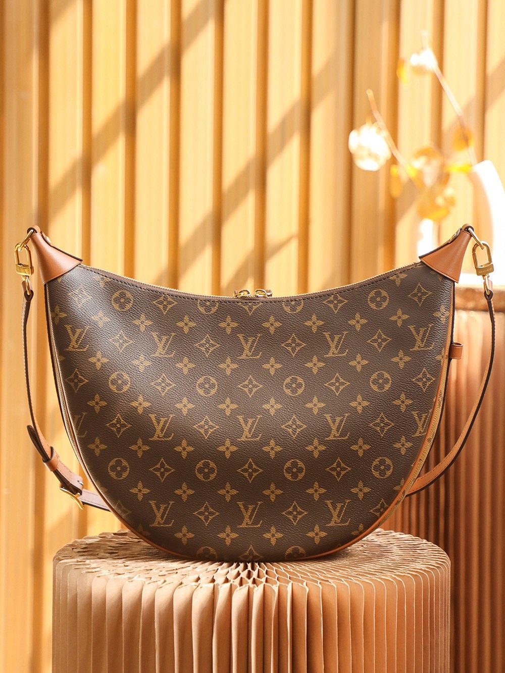 LOOP HOBO catwalk model #m46311# 38*26*10cm