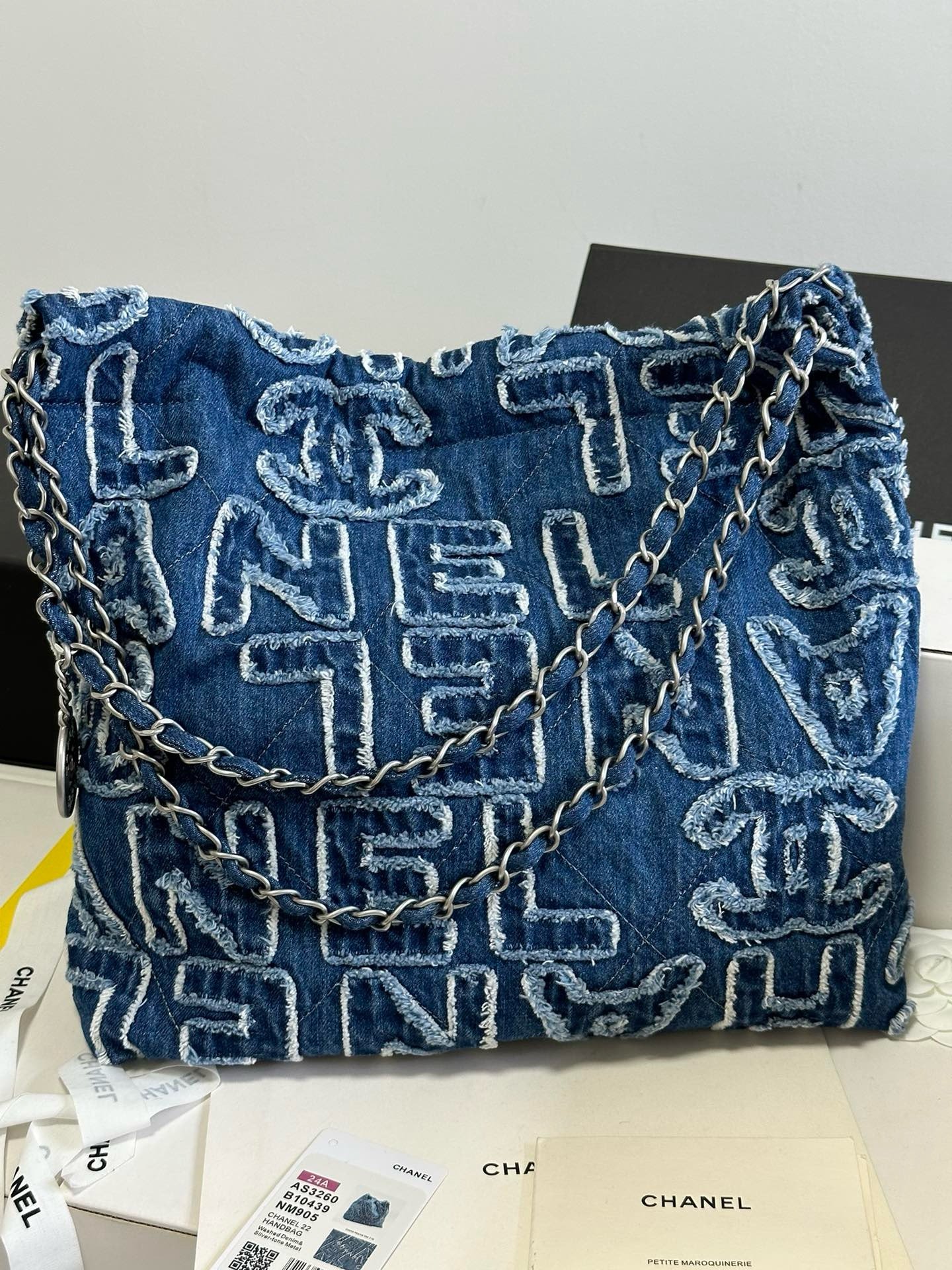 Chanel 24A 22Bag medium denim garbage bag AS3261W1080